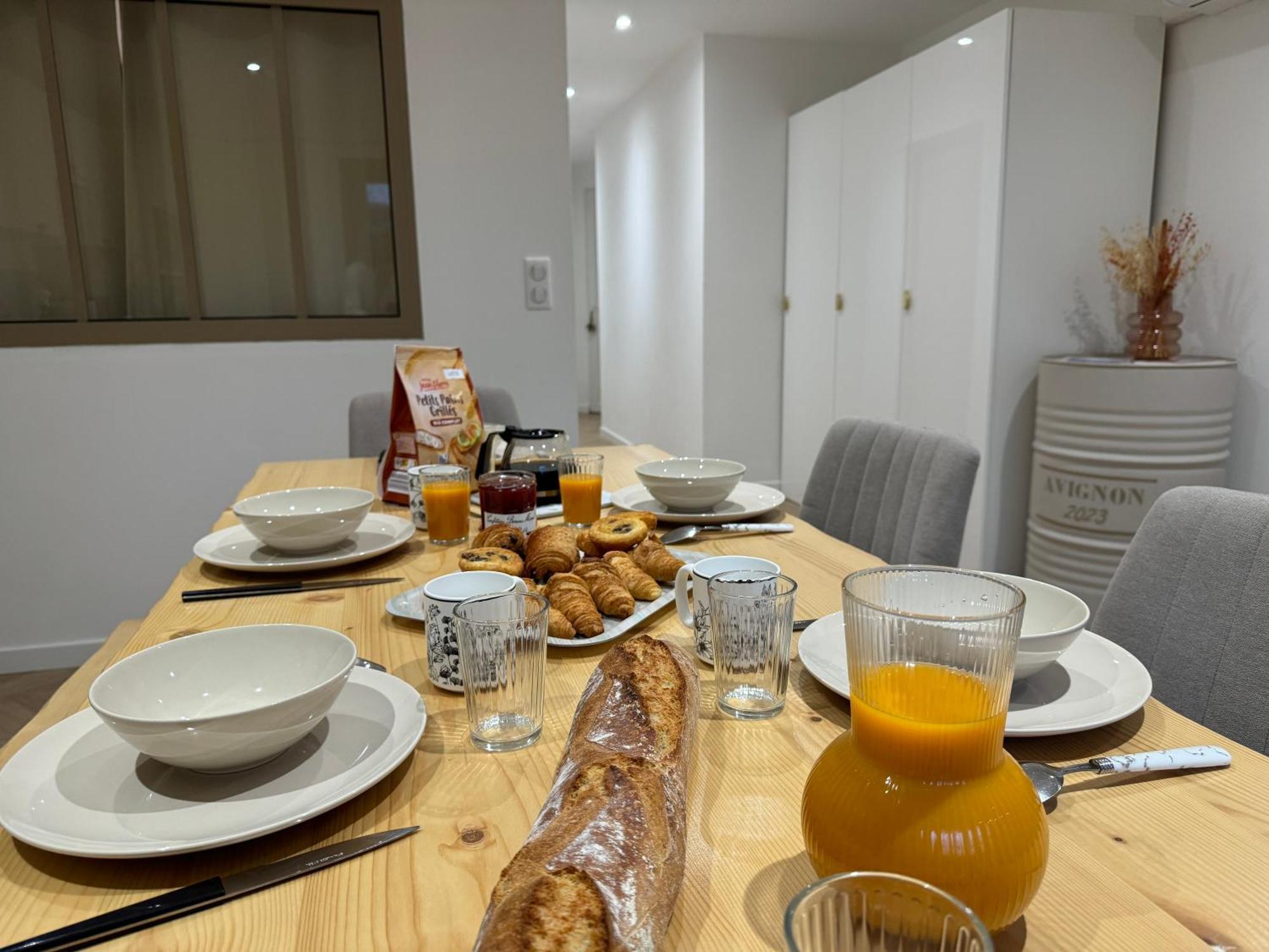 Апартаменты Le Rive Droite - Gare Centre - Wifi - Terrasse - Face Remparts Авиньон Экстерьер фото